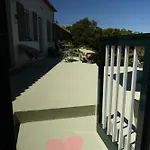 Dom wakacyjny Casa Fadas *